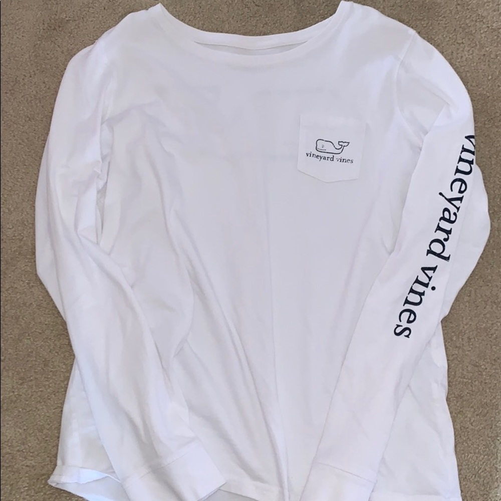 Vineyard Vines white long sleeve shirt